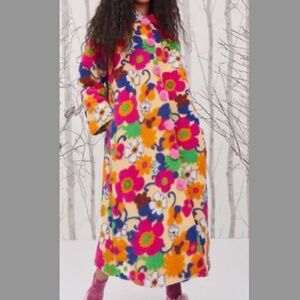 Celia B Floral Print Aconcagua Coat